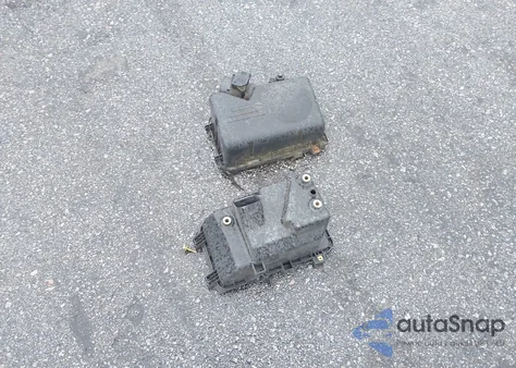 2003 Toyota Camry Le from USA, damaged, VIN 4T1BE32K23U699876